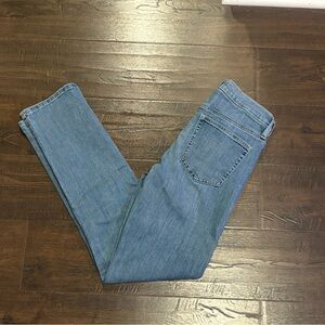 GAP Women's Straight Leg Blue Jeans